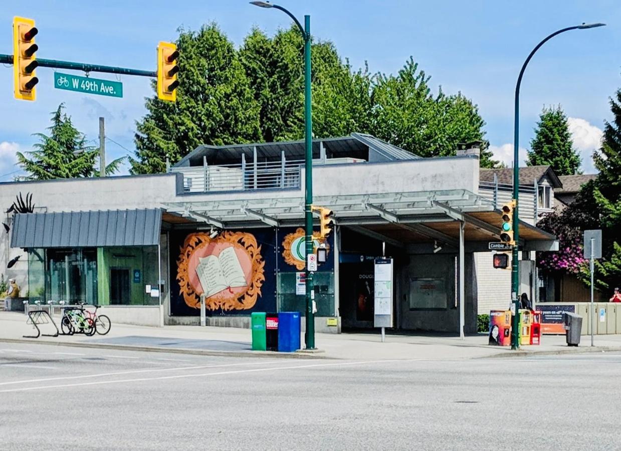 2Br 1.5Ba Full Kitchen Private Guest House - Free Parking - Central Location Vancouver Exterior foto